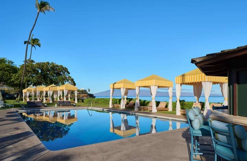 Kaanapali Hotel | Oceanview + Resort Pools, Spa, and Dining