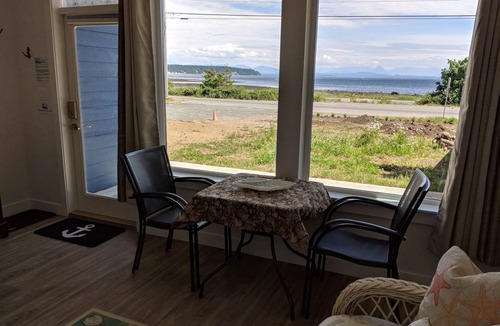 Campbell River House | Oceanview Suite, private patio and entrance - right across from the beach!