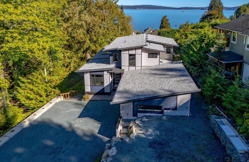 Chemainus House | Oceanview two bdrs suite close to trails, beach, restaurants, charming Chemainus