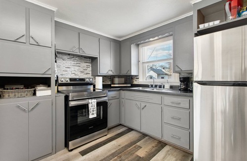 Oconto House | Oconto Hideaway- Mid/Long term stays welcome!