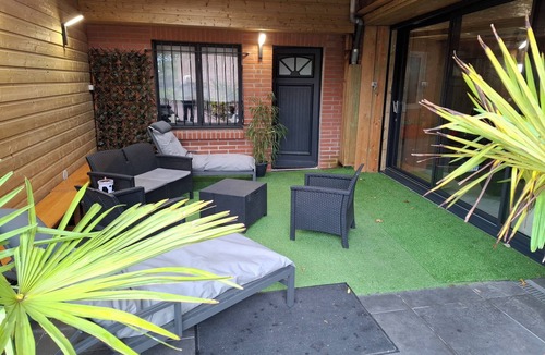 Seclin Apartment | OCOOL LAVIE