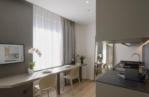 Le Grand-Saconnex Apartment | Octagon by Homenhancement - Self Check In