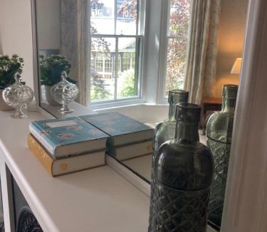 Buxton Apartment | Octagon View