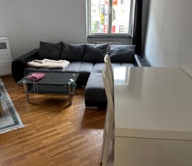 Obergiesing Apartment | Octoberfest Munich