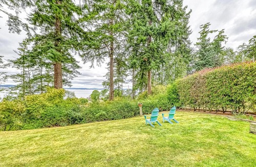 Coupeville Hotel | Octopus Den