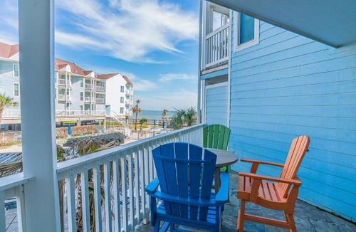 Galveston Apartment | Octopus Gardens Private Boardwalk to the Beach Great Gulf views