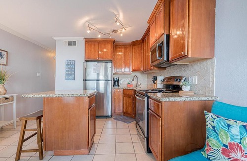 Galveston Apartment | Octopus Gardens Private Boardwalk to the Beach Great Gulf views