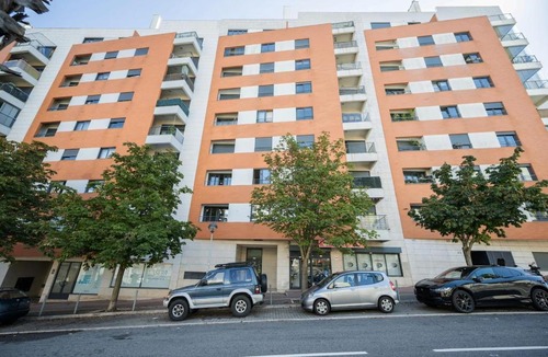 Odivelas Apartment | Odivelas Premium By Hosty