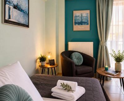 Neoi Epivates Apartment | Odyssey Mare Steps from the Sea