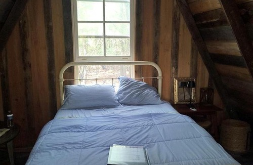 Waynesville House | Off-Grid A-Frame Treehouse Cabin Near Satilla River, Georgia