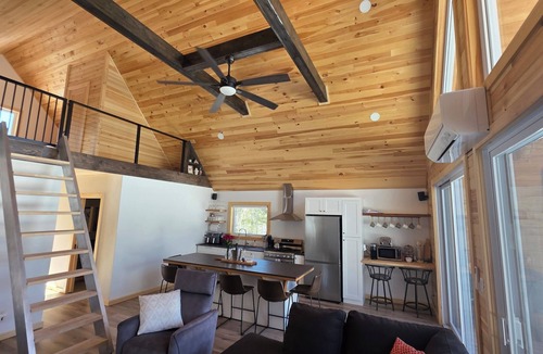 Caraquet Cabin | Off-grid cottage