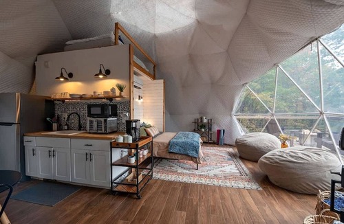 McMinnville Cabin | Off-Grid Dome with Private Hot-Tub and Spectacular Sunrise Views in Tennessee
