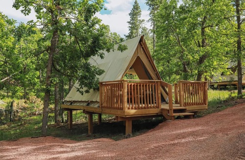 Hermosa RV Rental | Off-Grid Glamping | Private Black Hills Escape