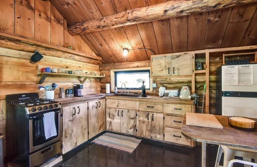 West Gardiner Cabin | Off Grid Maine Cabin