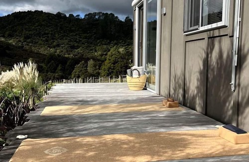 Whangaripo Cabin | Off-Grid Tiny House Ideal to Reconnect with Nature in New Zealand