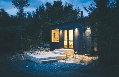 Inchbonnie House | Off-grid Wilderness Cabin