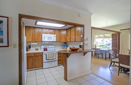 Wainiha Condo | Off-the-Beaten-Path! 2BR Beachfront Condo w/Amazing Views, Onsite Spa & More