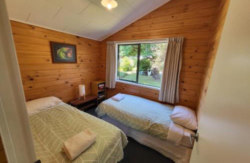 Murchison House | Off The Beaten Trail Acc & Bike Tours
