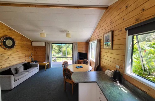 Murchison Cabin | Off The Beaten Trail - Tui Cabin