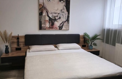 Ramstein-Miesenbach Apartment | Offbase Lodging No8