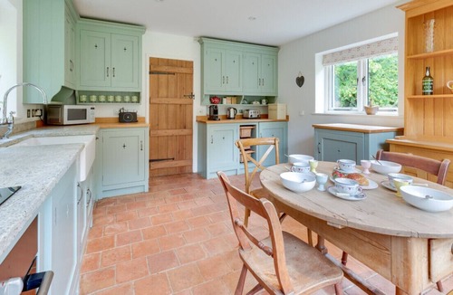 Woodbridge House | Office Piece - Three Bedroom House, Sleeps 6