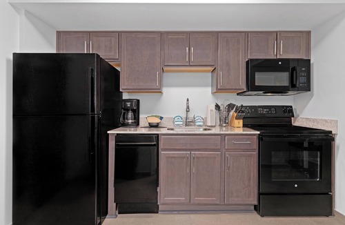 Cherry Grove Beach Resort | OFFICIAL LISTING | Wyndham - Towers on the Grove One BR Ocean View: Pool & More!