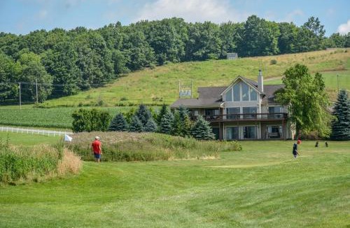 Waterfront Greens House | Oh Deer! Lodge