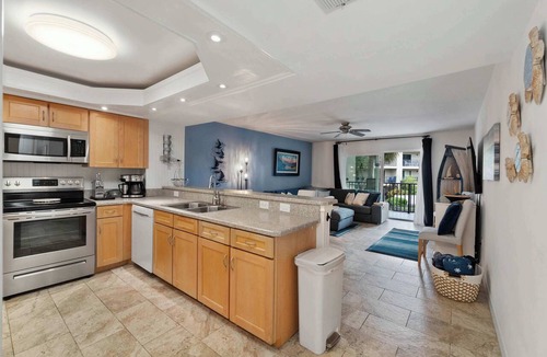 Surfcrest Village Condo | Ohana Bliss l 2 Pools l Walk to Beach