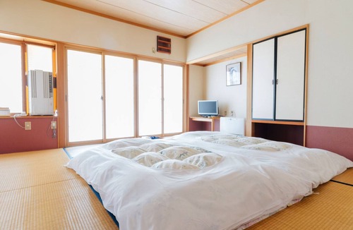 Shimojo Hotel | Ohgutekohan Shirasagisou