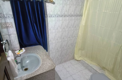 Bani Park Hotel | Ohh Hostler Jaipur