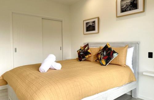 Ohope Apartment | Ohope Villas with Spa,Sauna,Pool, Adults Only