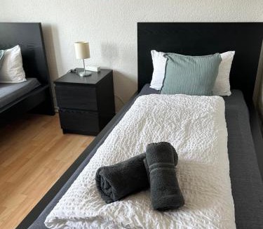 Gaildorf Apartment | OhPardon! GAILDORF - Monteurwohnung im DG, Einzelbetten, Garten
