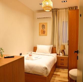 Zamalek House | Oia Hotels