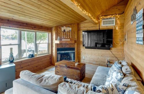 Maplewood House | Okauchee Lake Vacation Rental w/Boat Dock!