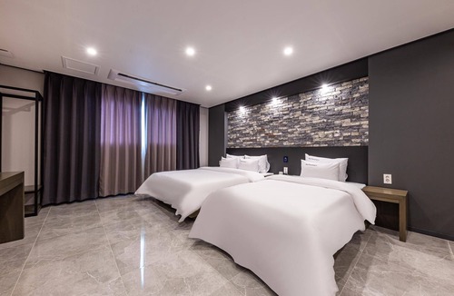 Okcheon Hotel | Okcheon Daecheong Hotel