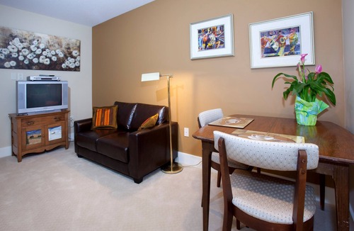 Vernon Bed & Breakfast | OKeefe's Landing Bed & Breakfast