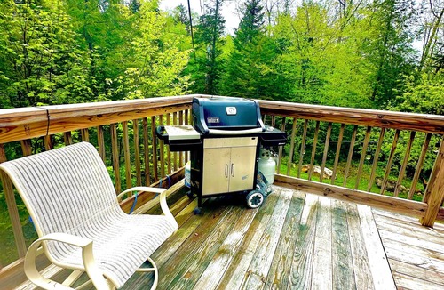 Ludlow House | Okemo mountain house with private hot tub