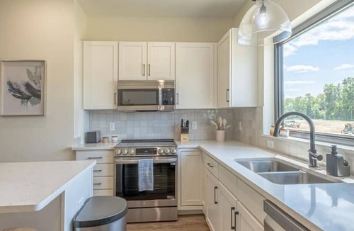 Arnolds Park House | Okoboji Lakeside Retreat In Arnolds Park