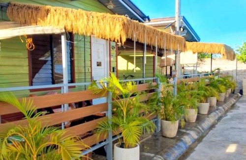 Olango Island Villa | Olango Island - S&E-2 Tiny Guest House Fully Furnished with Hot Shower, Washer, Wi-Fi, Netflix & King-size Bed