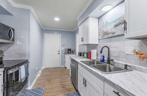 Olathe Apartment | Olathe duplex by YDSH GuestMind - Comfortable, private unit, Pet Friendly!