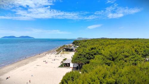 Vlore Hostel | Old Beach Vlora Hostel