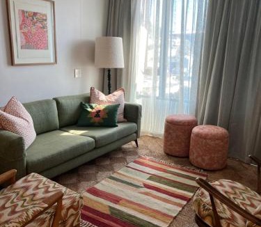 Cape Town City Centre Apartment | Old Cape Quarter - De Waterkant