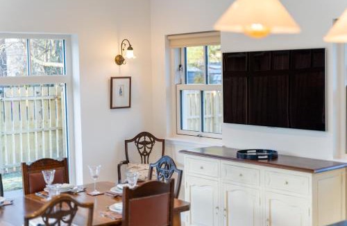 Braemar House | Old Coach House