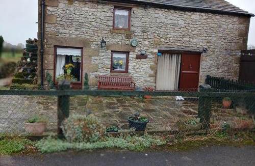 Matlock Apartment | Old Coach House