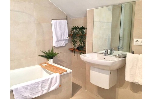 Cuenca Apartment | Old Continent Apartment 3º E