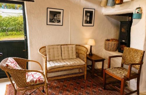 McGregor House | Old Corner Cottage