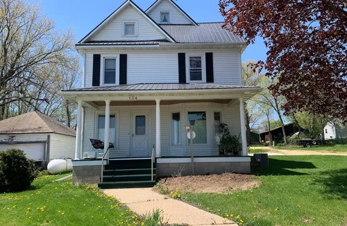 Lime Ridge House | Old Fashioned Elegance; Quiet Country Village Living!