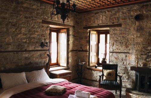 Karpenisi Hotel | Old Inn