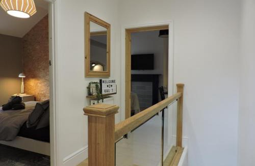 Macclesfield Apartment | Old Meadow - Duplex Luxury Apartment