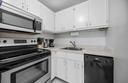 Old Naples Apartment | Old Naples Beach Condo